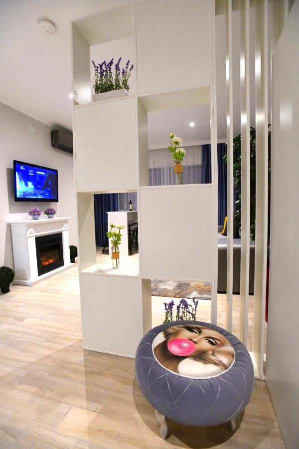 Aparthotel President à Čačak Extérieur photo