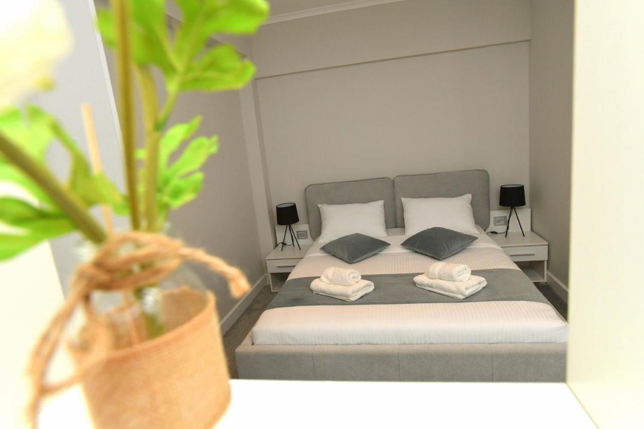 Aparthotel President à Čačak Extérieur photo
