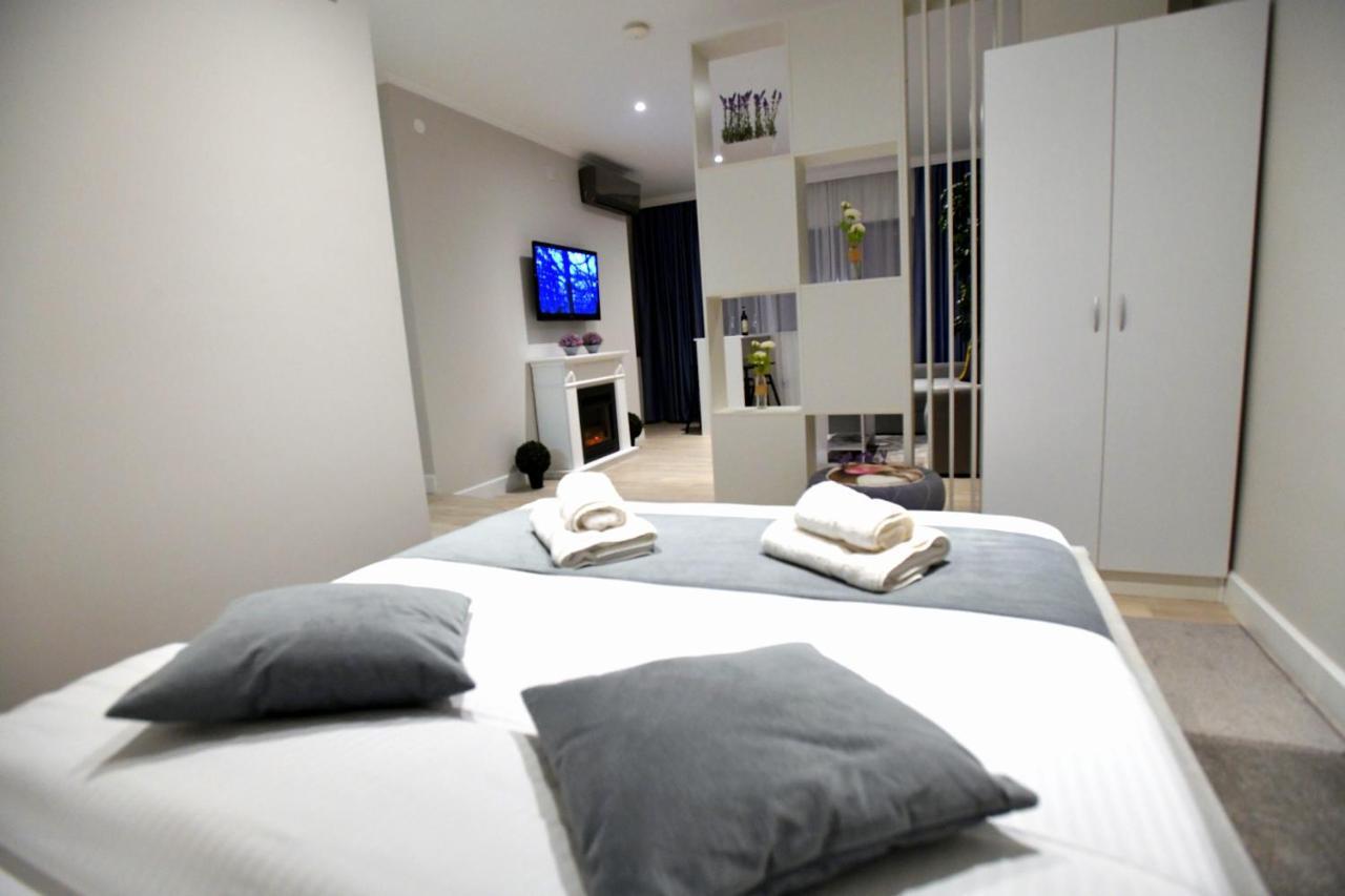 Aparthotel President à Čačak Extérieur photo